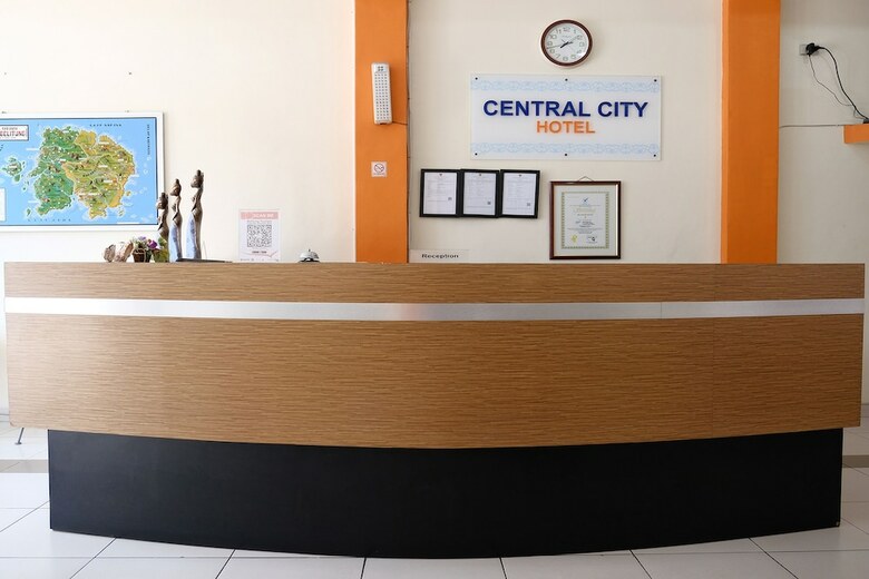 Oyo 1612 Hotel Central City