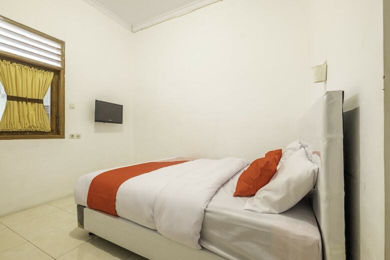 Hotel Oyo 2121 Pondok Nazwa