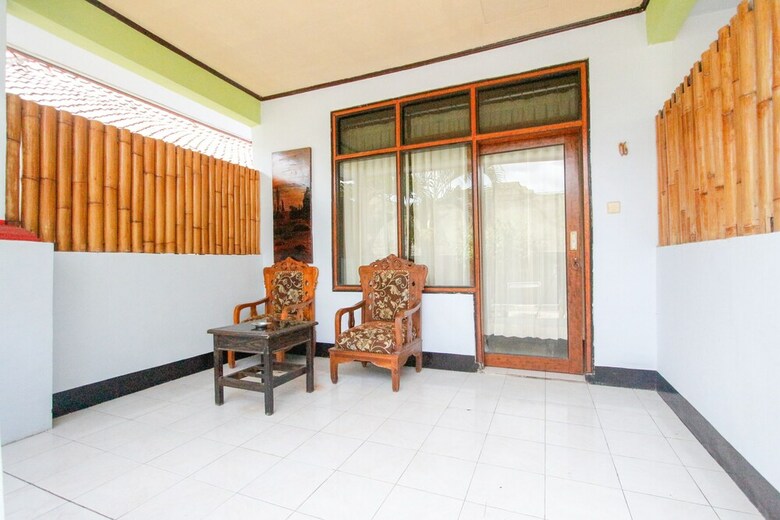 Hostal Spot On 2167 Creative Bungalow