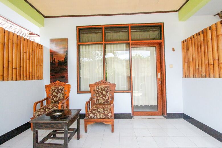 Hostal Spot On 2167 Creative Bungalow