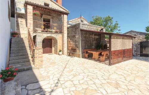 Holiday Home Stifanici III