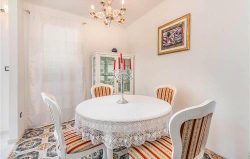 Holiday Home Klimno 12