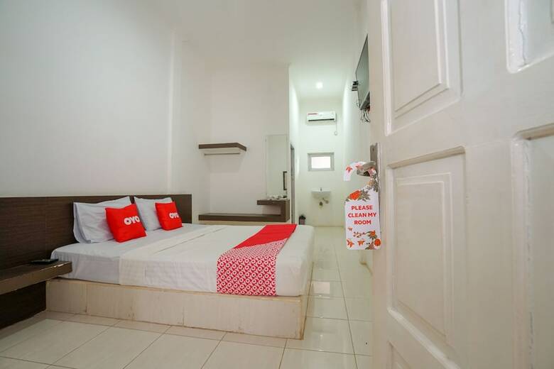 Hotel Oyo 1868 Penginapan Sekip