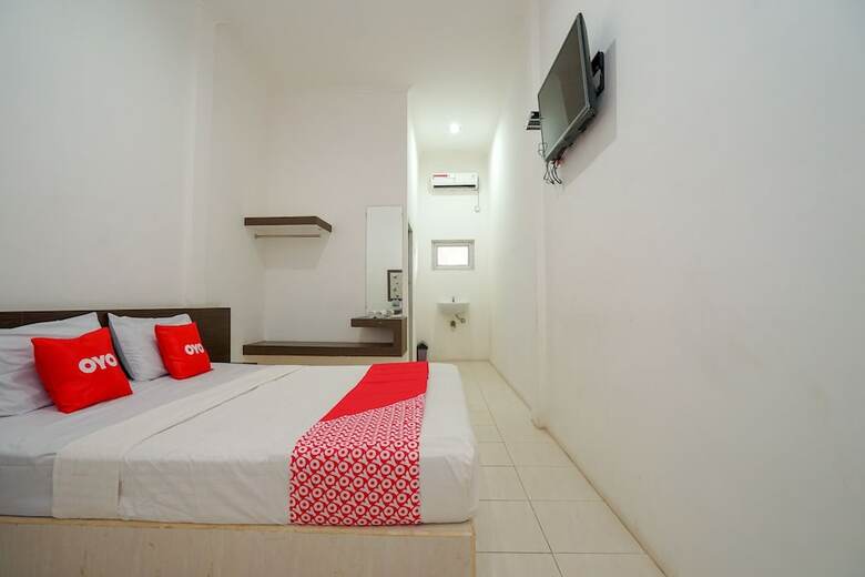 Hotel Oyo 1868 Penginapan Sekip