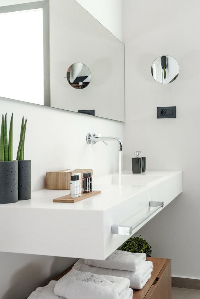 Hotel Avdou Retreat Collection