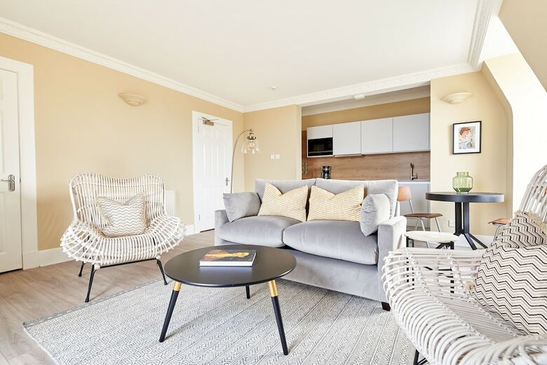 Aparthotel Sonder - Royal Garden Apartments