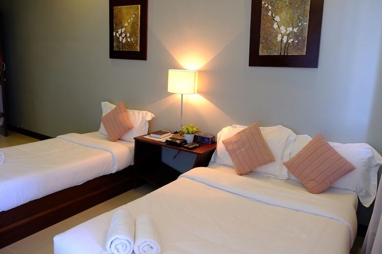 Hotel Pacific Waves Inn Annex