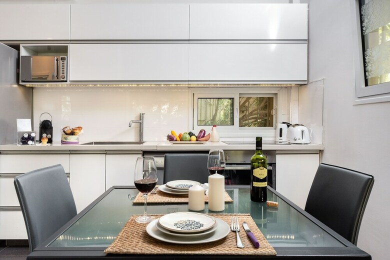 Apartamento Fantastic 2bd City Center Apt W Balcony