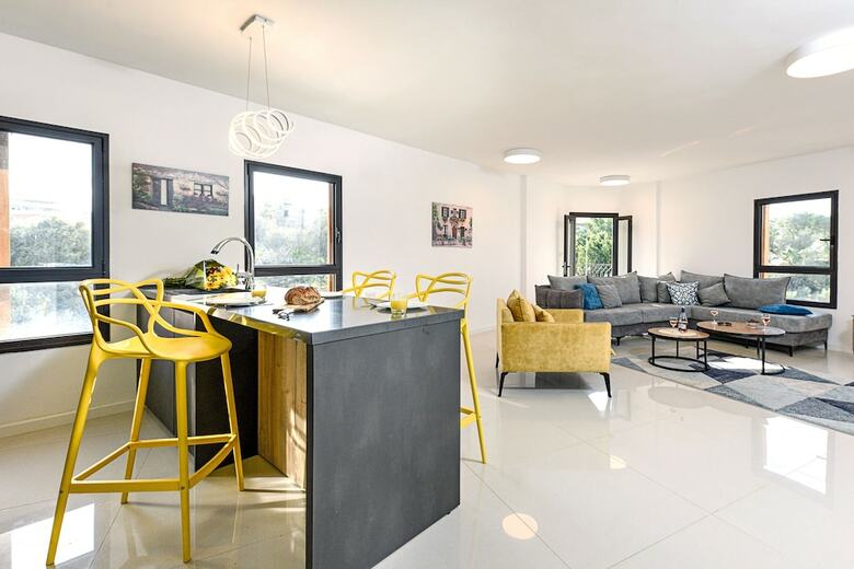 Apartamento Beachfront W Views To Sea & Old City