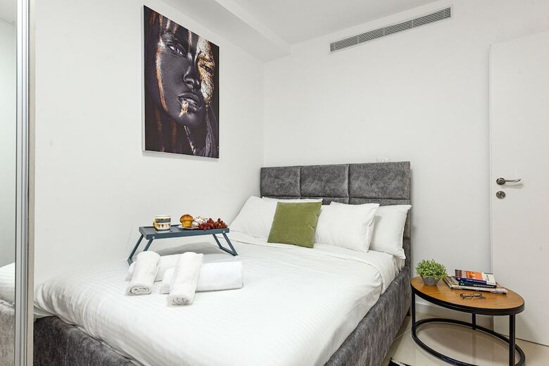 Apartamento Beachfront W Views To Sea & Old City