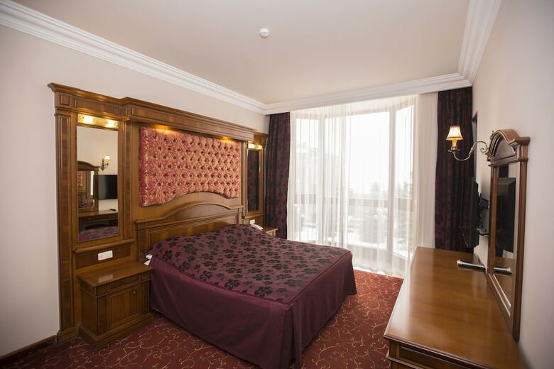 Hotel Russia