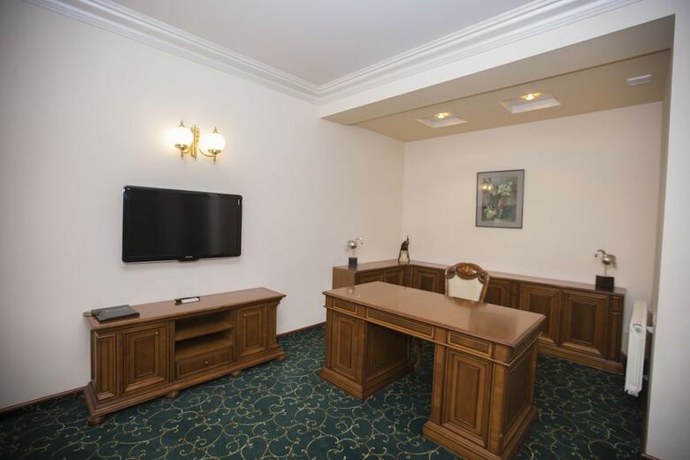 Hotel Russia