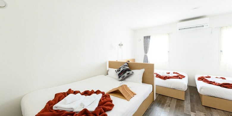 Apartamentos Casa de La Familia