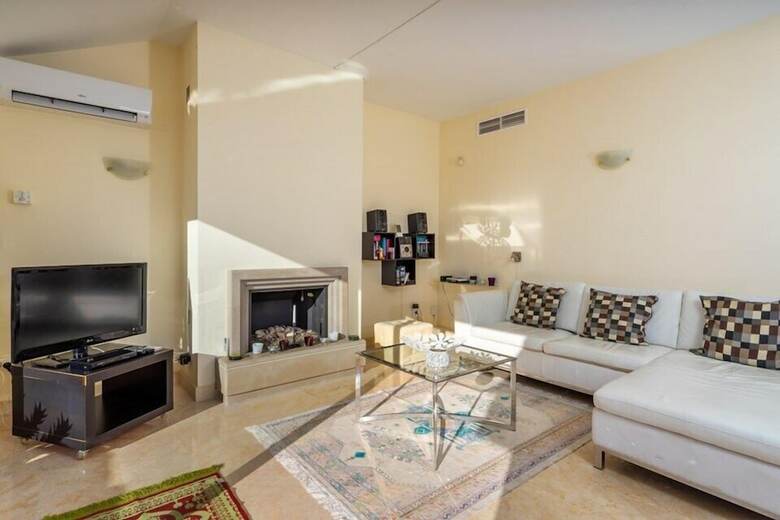 Apartamentos Unbeatable Penthouse In Fuengirola Hills