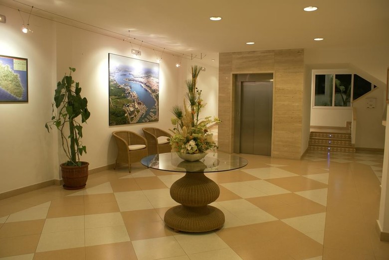 Apartamentos Vistamar