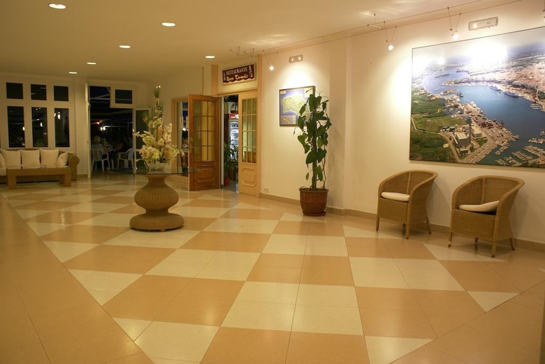 Apartamentos Vistamar