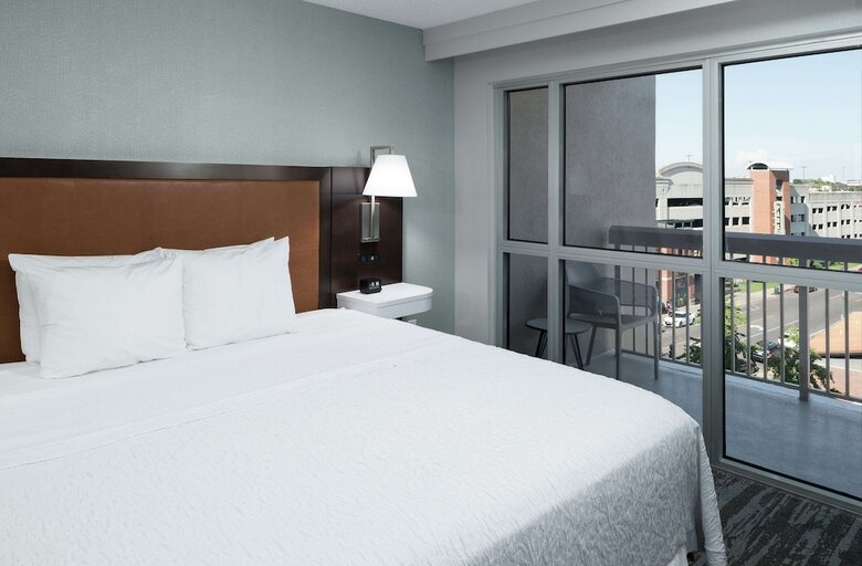 Hotel Hampton Inn & Suites At Beale Street (.)