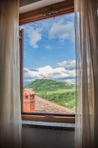 Hostal Guest House Valentino