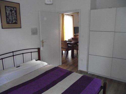 Apartments Dobrinj