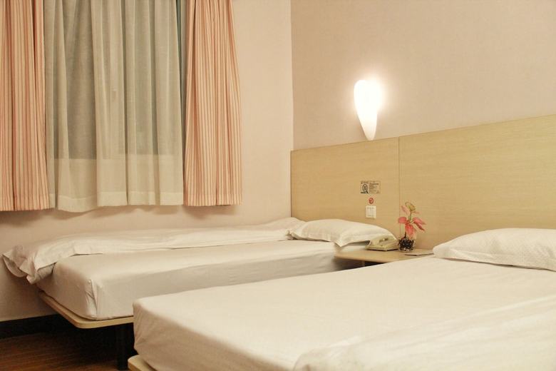 Wenxin Hotel Huashi