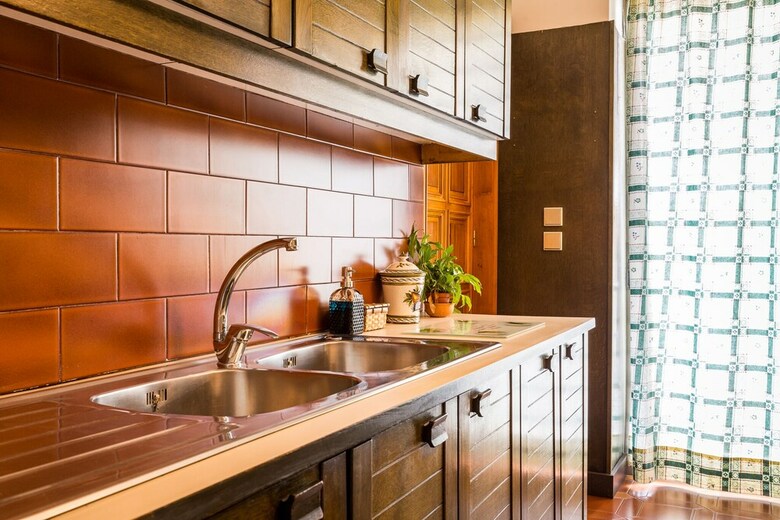 3 Bedroom Apartment In Acropolis Area