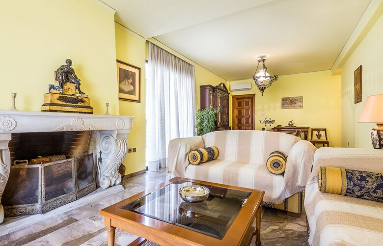 3 Bedroom Apartment In Acropolis Area
