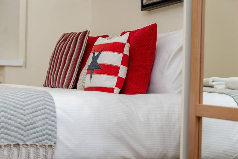 Majestic Apartment In Elie House