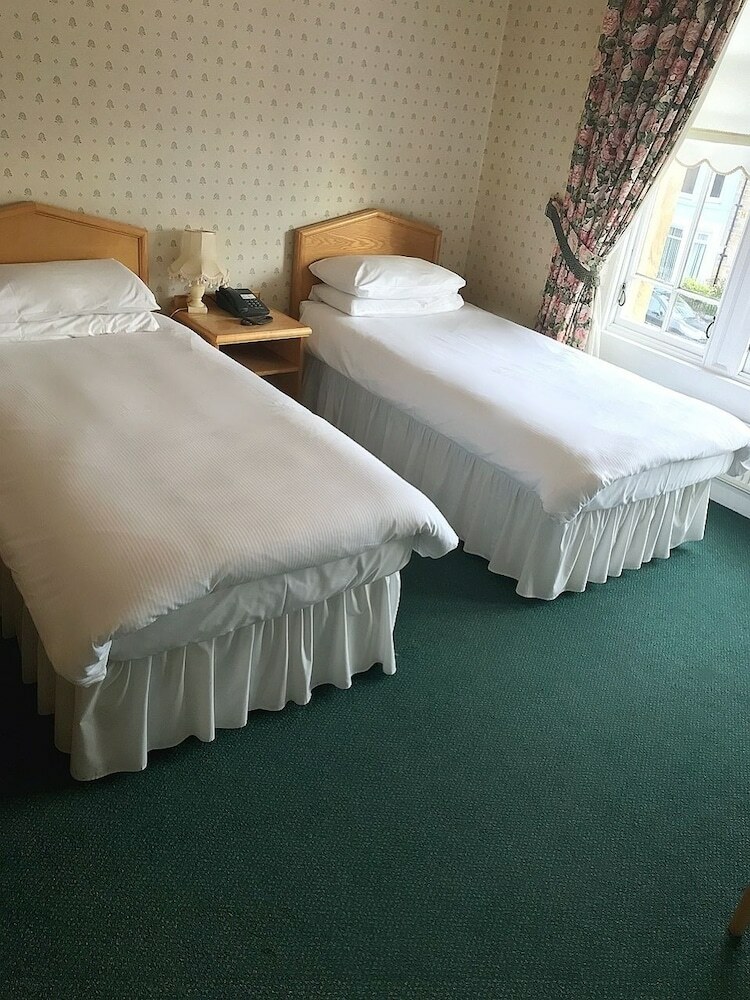 The Victoria Hotel