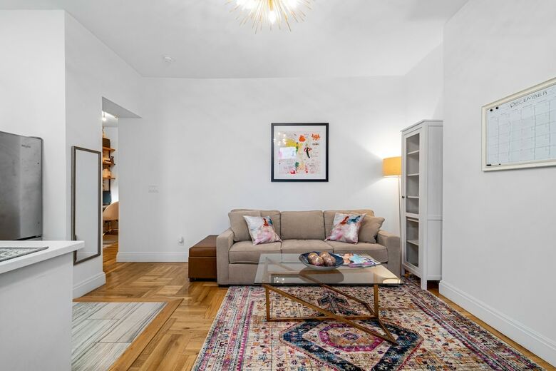 Your Next Stay Should Be Here...cute Stylish Condo