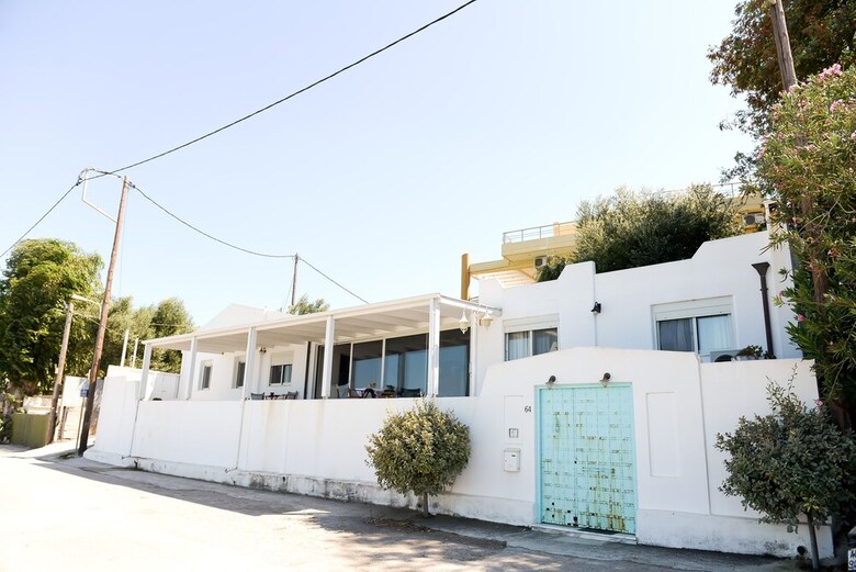 Patras Luxury Seaside House