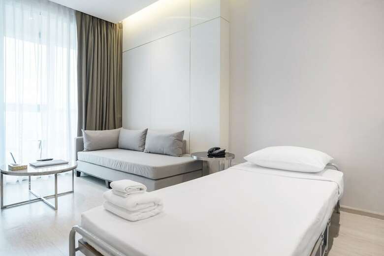 Hotel Posh Residence Thonglor By Favstay