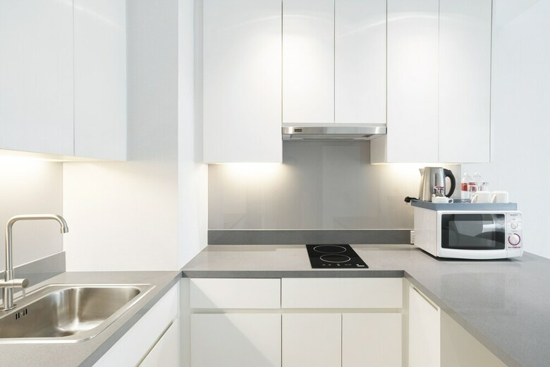 Hotel Posh Residence Thonglor By Favstay