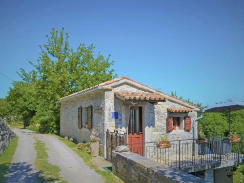 Villa Hum 1
