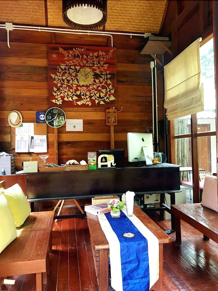 Hotel Sawan Sunset Resort