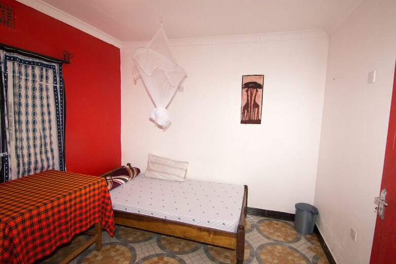 Hostal First Point Arusha Hostel