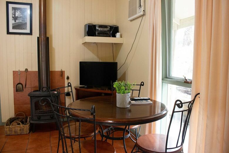 Kalimna Woods Cottages