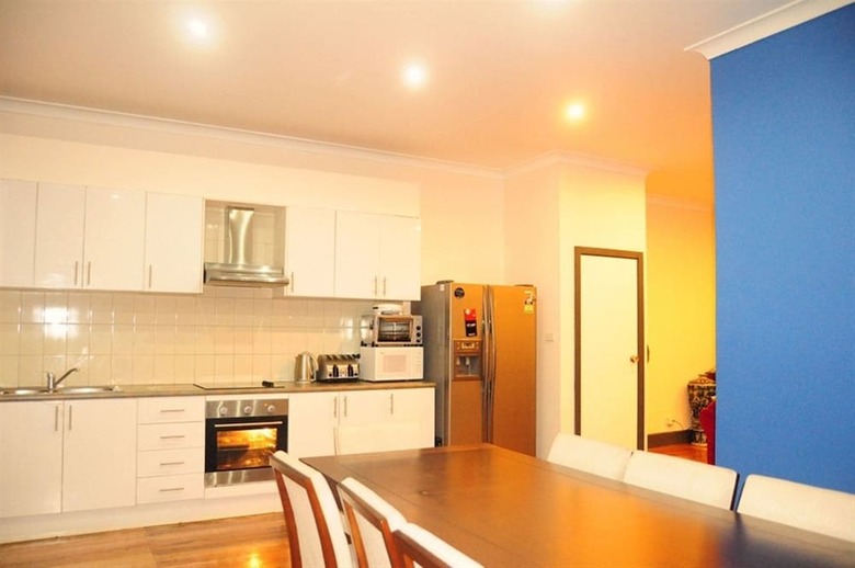 Hotel Lily Sands Inn