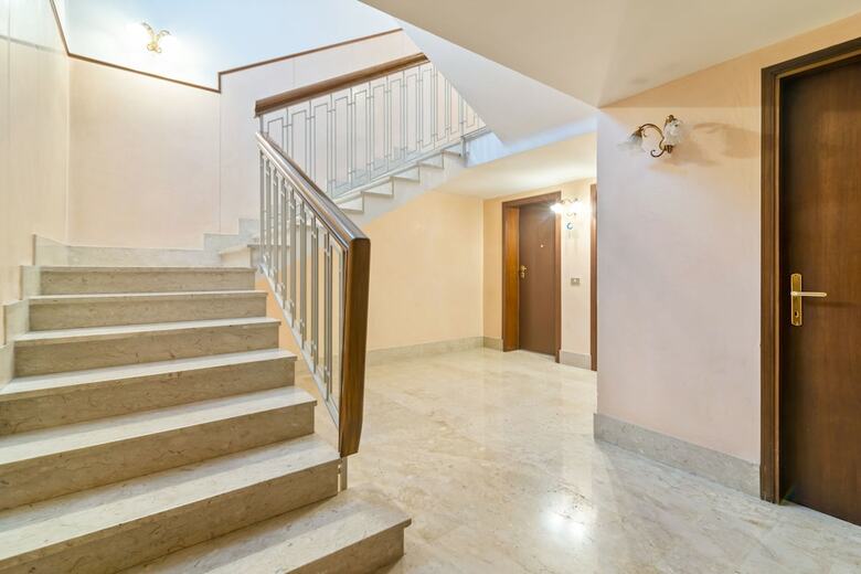 Torre Roomy Apartment