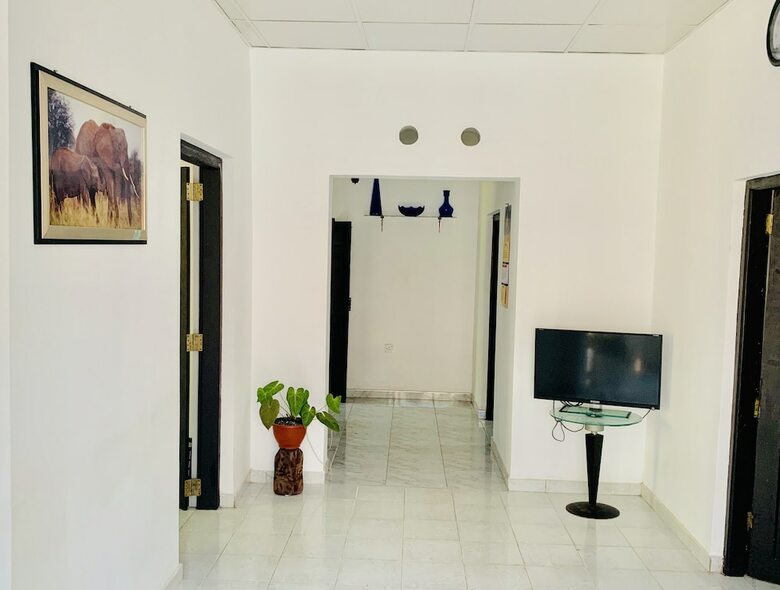 Hotel Michs Beach Villa - Maggona