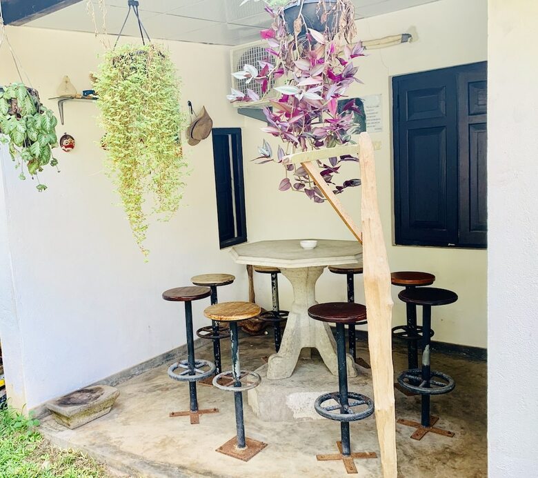 Hotel Michs Beach Villa - Maggona