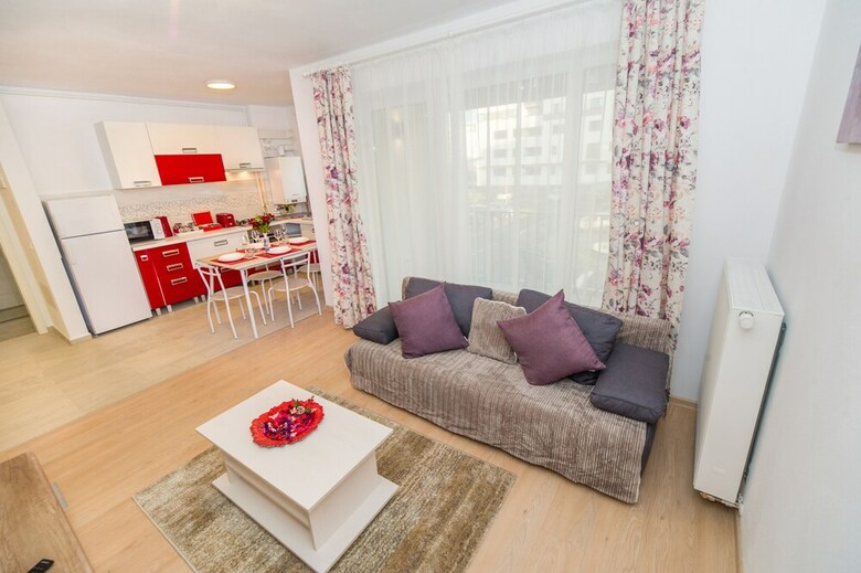 Apartamentos Coresi Suits