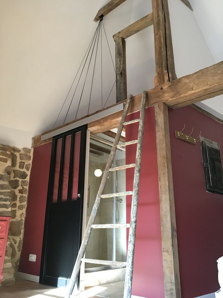 Bed & Breakfast Domaine Des Tours Vauquelin