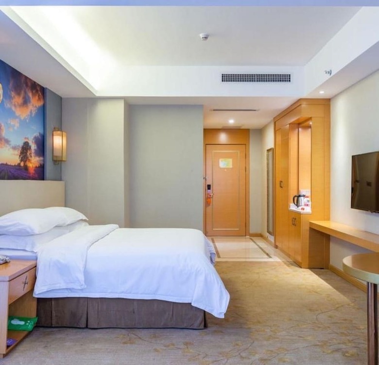 Vienna International Hotel Wuyi Square