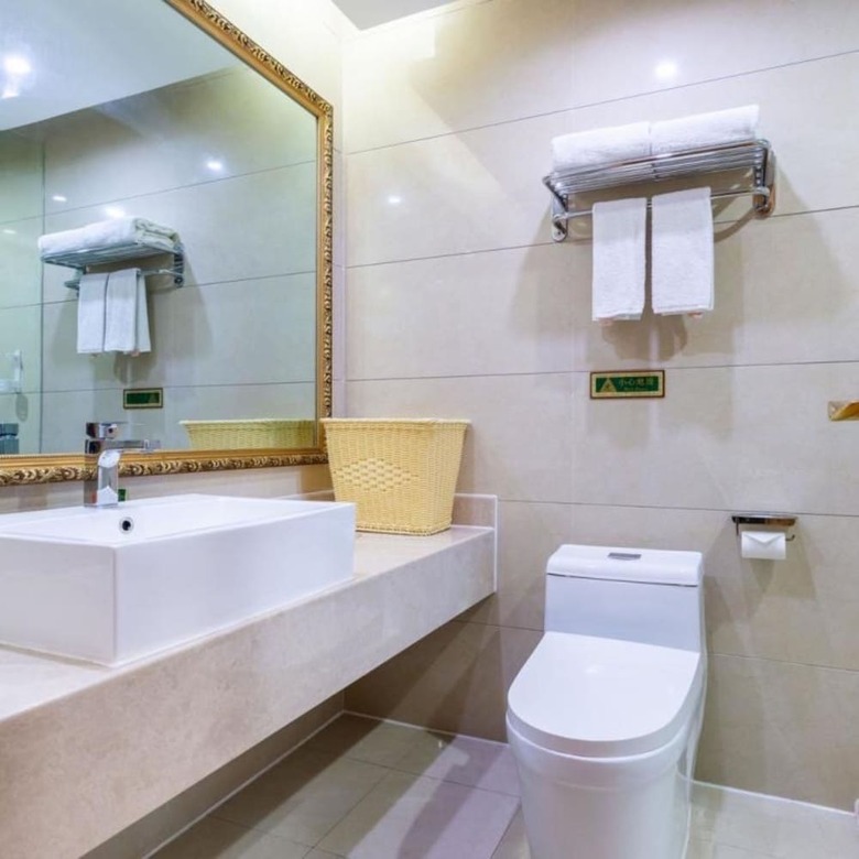 Vienna International Hotel Wuyi Square