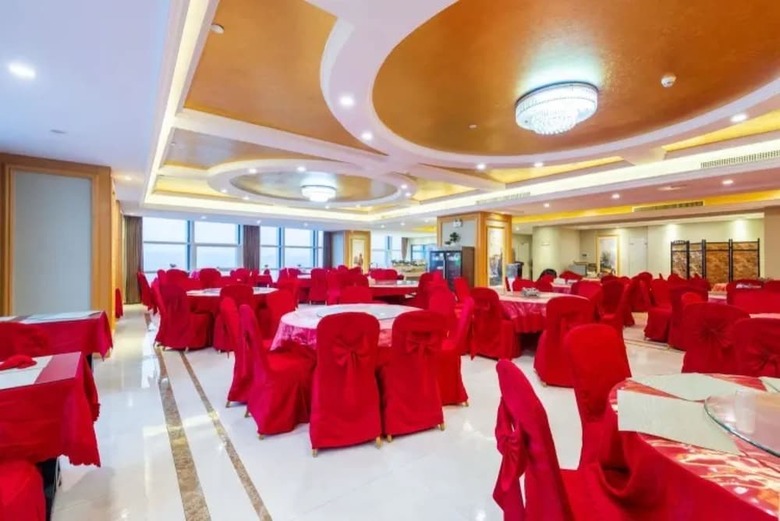 Vienna International Hotel Wuyi Square