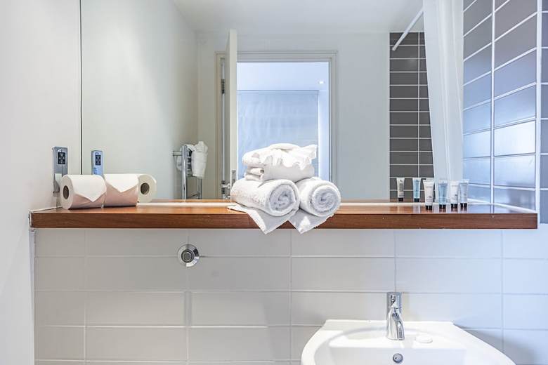 Splendid 3 Bedroom Apartment Kings Cross