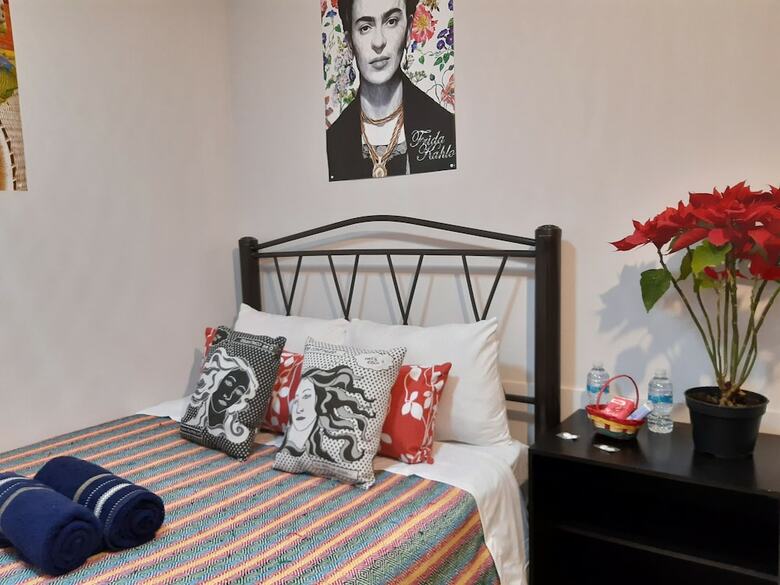 Bed & Breakfast Alameda House