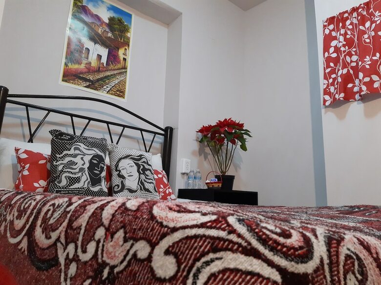 Bed & Breakfast Alameda House