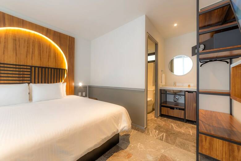 Aparthotel Singular Joy Vacation Rentals