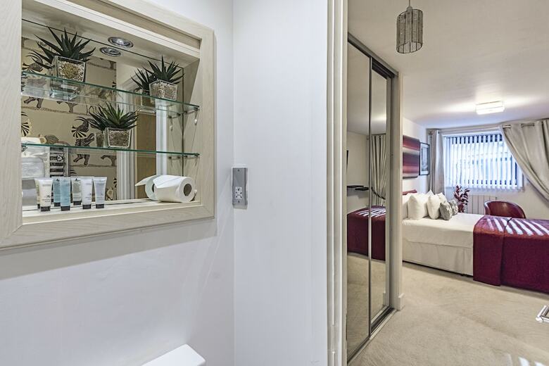 Canary Wharf Luxury Apartments